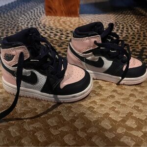 Toddler bubblegum Nike air Jordan’s
